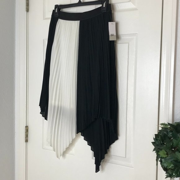 bp Dresses & Skirts - BP Pleated Skirt | Black/White | XS